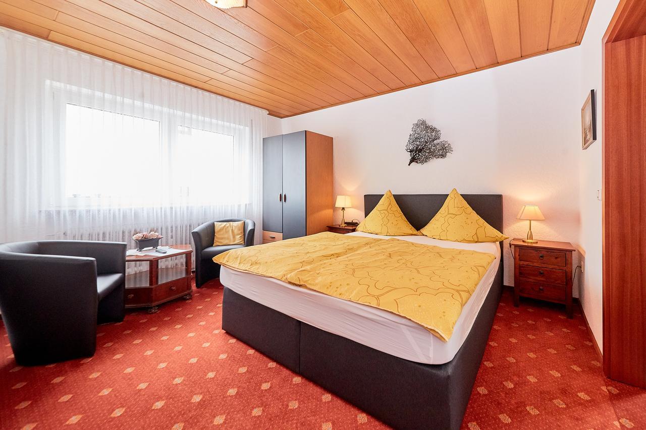 Ferienwohnung "Edeltrud Deluxe Moselblick" แบร์นคาสเทล-คืสท์ ภายนอก รูปภาพ