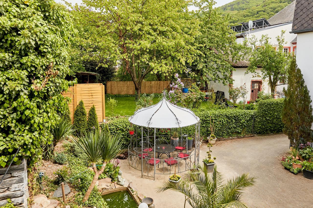 Ferienwohnung "Edeltrud Deluxe Moselblick" แบร์นคาสเทล-คืสท์ ภายนอก รูปภาพ